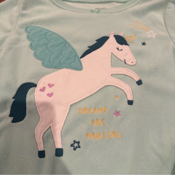 Fleece Flying Unicorn Comfy Set - Picture 4 of 10